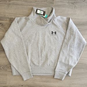 Under Armour Women's large Crop Sweatshirt